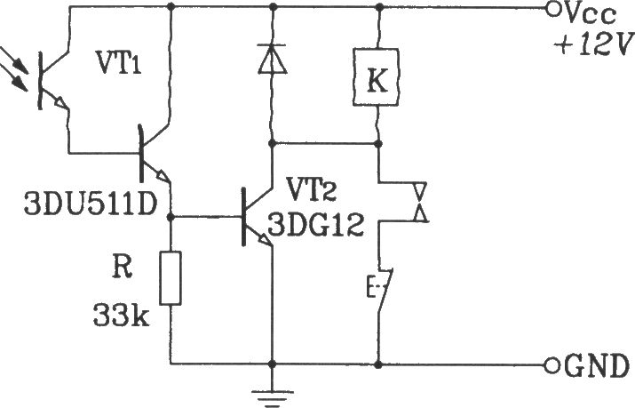 达林顿型光敏三极管构成带自锁功能的光电控制继电器电路图