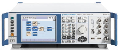 圖2：R&S SMF100A微波信號發(fā)生器可調(diào)諧至22GHz,，具有一個非常簡單的前面板顯示屏,。(電子系統(tǒng)設(shè)計)