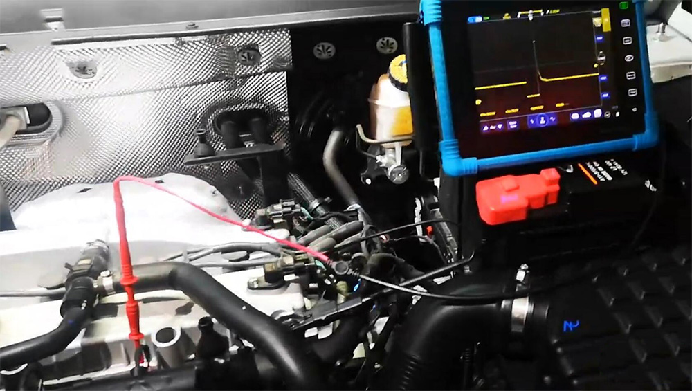 0汽车示波器检测汽车喷油嘴(汽油机)信号波形.jpg 0汽车示波器检测汽车喷油嘴(汽油机)信号波形.jpg